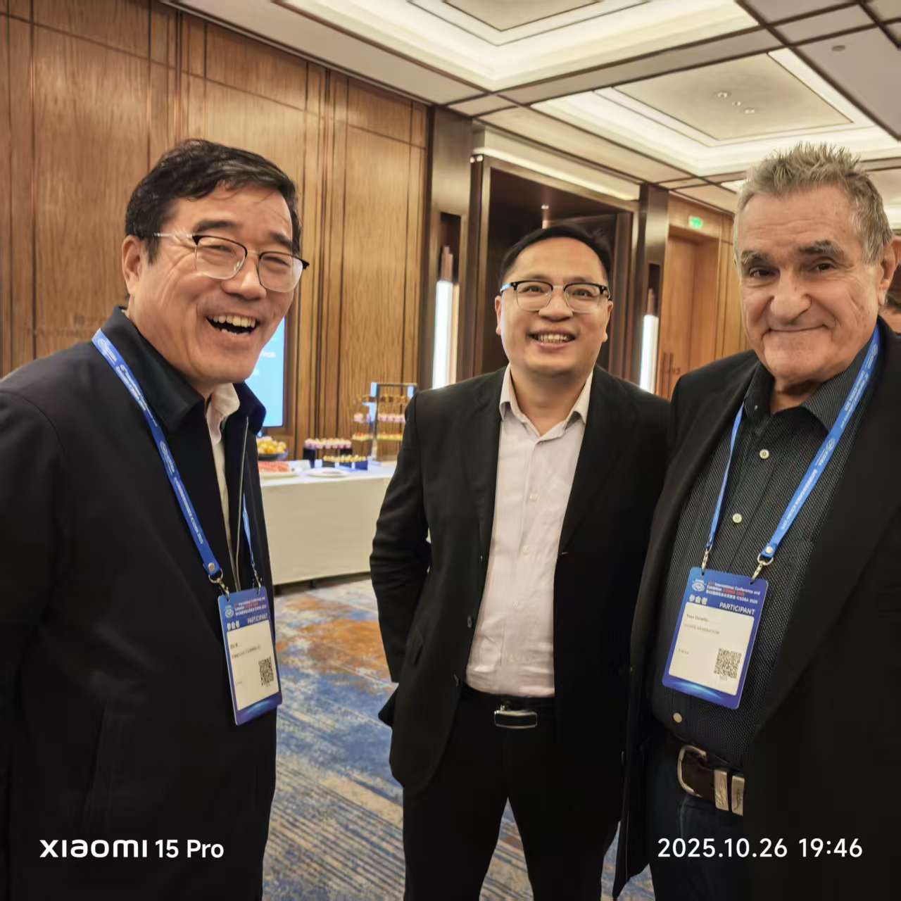 1761610640933041912.jpg 1761610640933041912.jpg