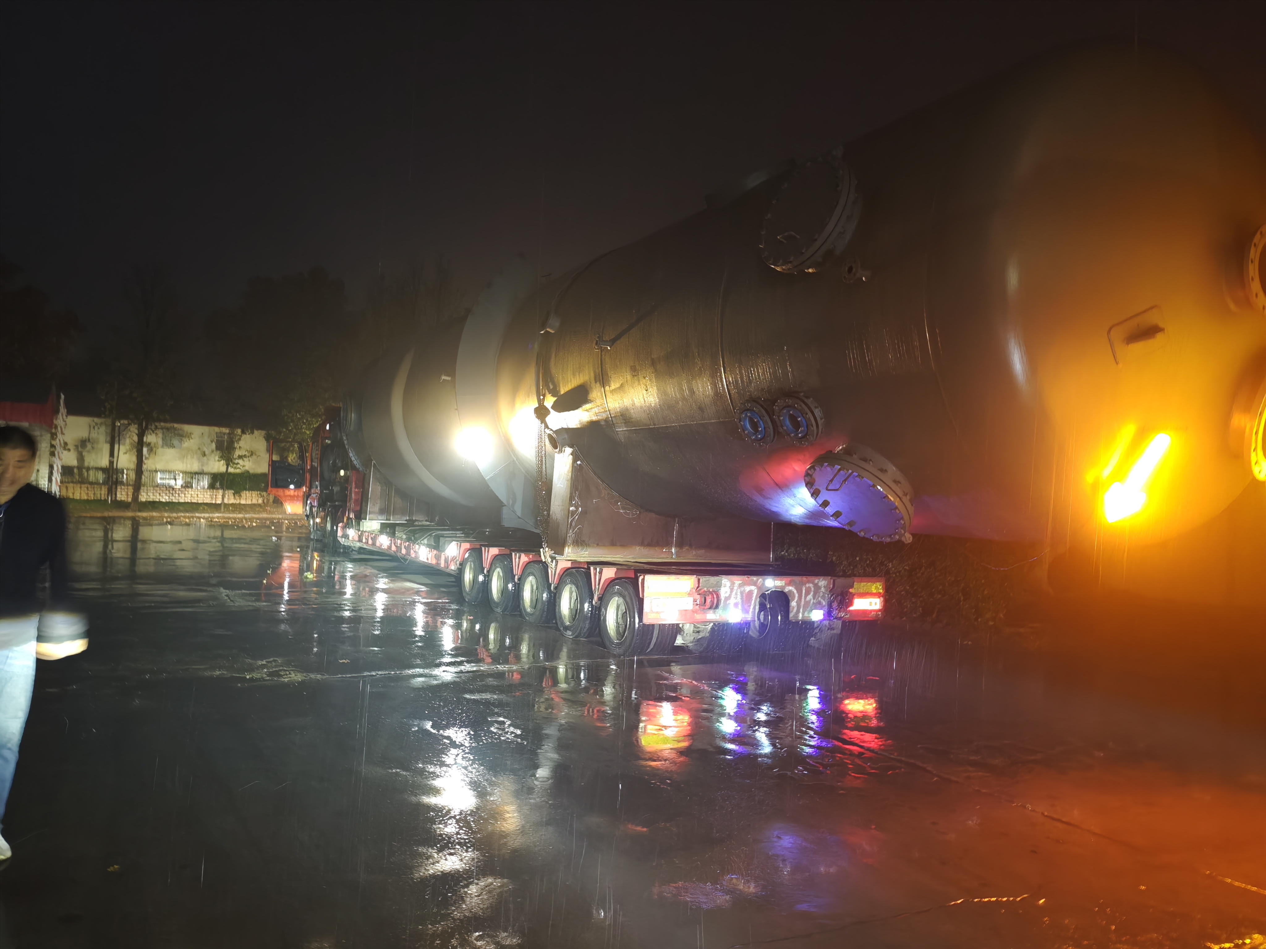 1762501498291086659.jpg 寰俊鍥劇墖_20251106194952_290_107.jpg